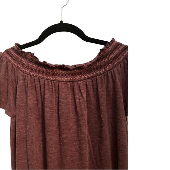 Lord & Taylor boho either off or on shoulder top - Picture 4 of 7